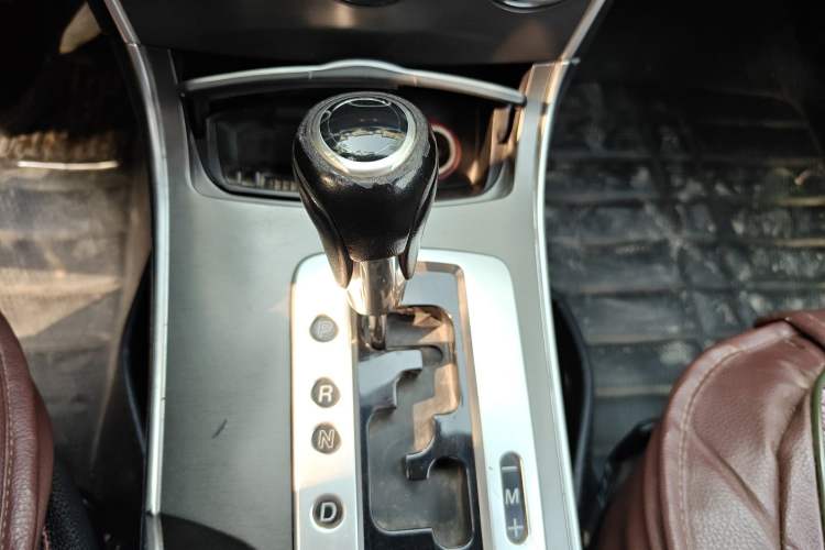 Used Mazda 6 2013 2.0L Automatic Fashion Edition Gear Lever