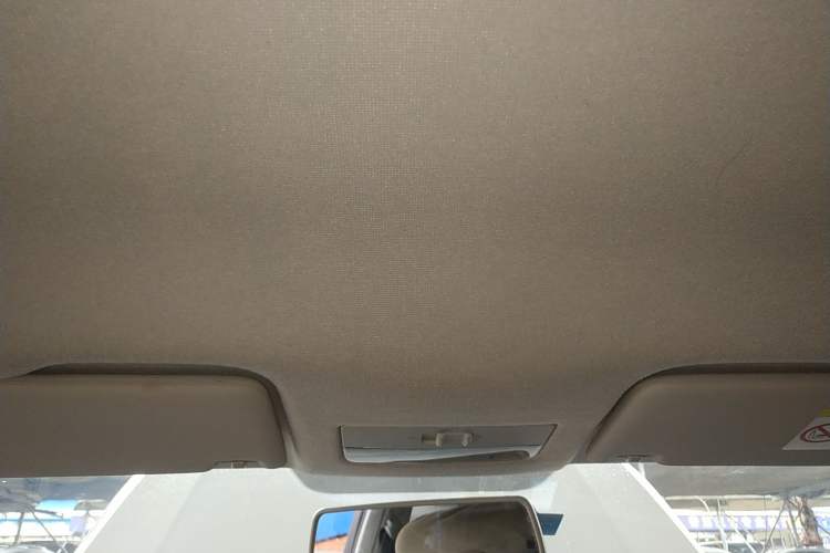 Used Volkswagen Santana 2015 Haval H6 1.6L Automatic Luxury Model Headliner