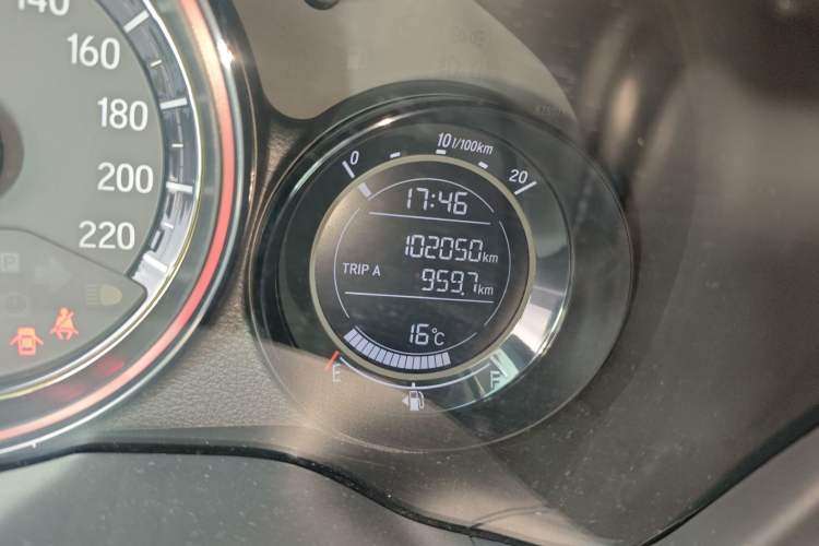 Used Honda XR-V 2017 1.8L EXi CVT Comfort Version
