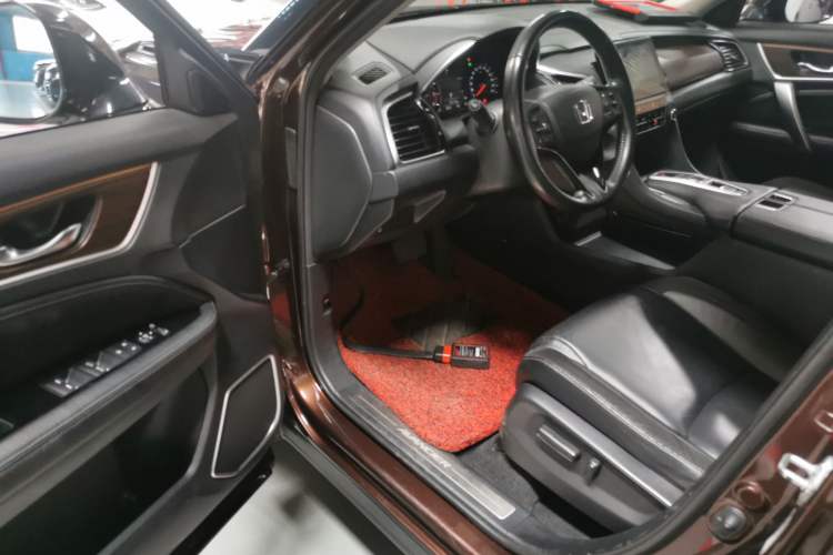 Used Honda Avancier 2017 370TURBO 2WD Luxury Edition Driver Seat