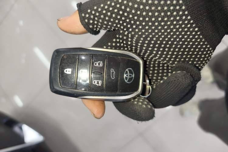 Used Toyota Alphard 2019 Dual-Engine 2.5L Luxury Edition