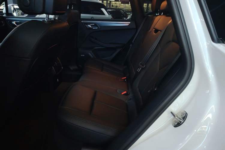 Used Porsche Macan 2021 Macan 2.0T
