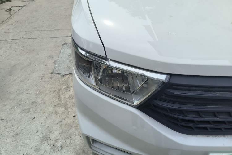 Used Wuling Hongguang V 2022 1.5L Jingqu Version Hydraulic Power Steering LAR