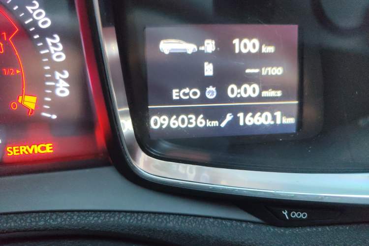 Used DS 6 2016 1.6T Luxury Edition THP160