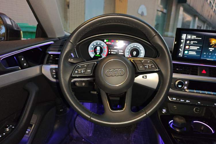 Used Audi A5 2023 Sportback 40 TFSI Fashionable and Dynamic Model Steering Wheel