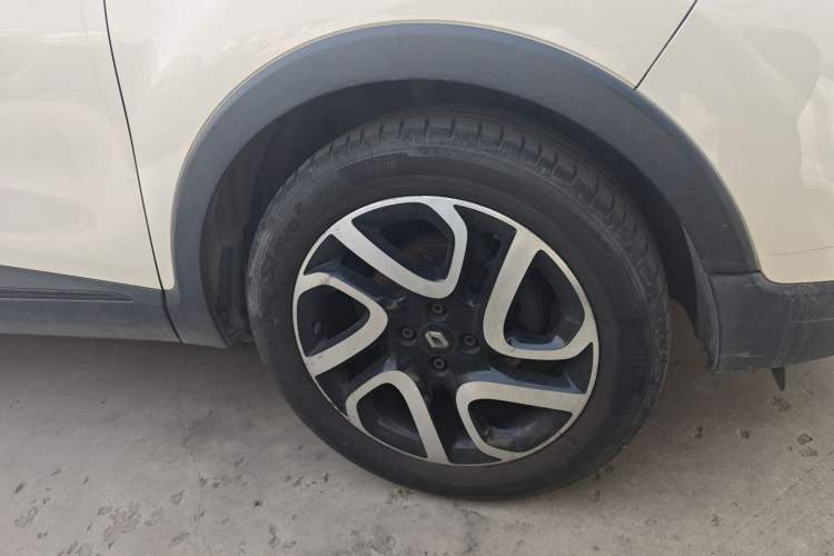 Used Renault Captur 2015 1.2T Automatic Luxury First Edition