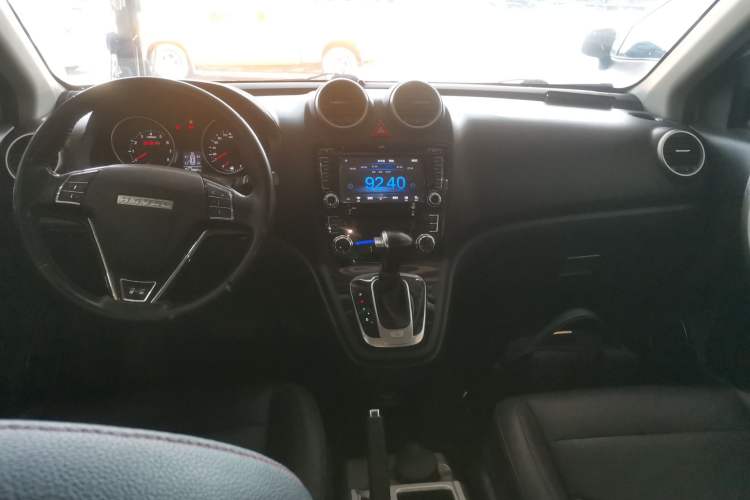 Used Haval H6 2016 Upgraded Model 1.5T Automatic Two-Wheel Drive Elite Version