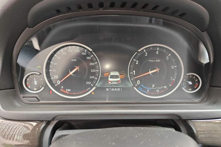 Used BMW 5 Series 2017 525Li Luxury Design Package
