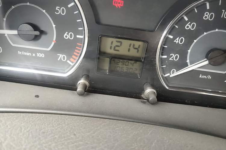 Used Citroen Elysee 2012 Sedan 1.6L Manual Tech Model Odometer Close Up