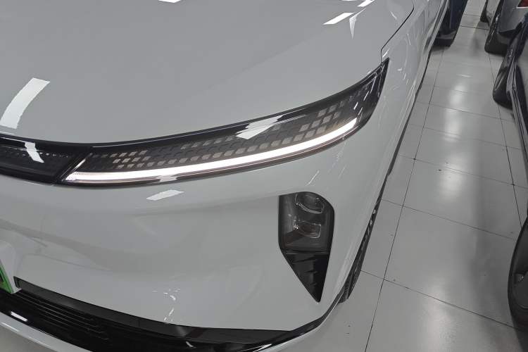 Used Dongfeng Aeolus Aeolus L8 2025 Model 185KM Dream Edition
