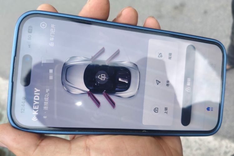 Used Mercedes-Benz C-Class 2015 Revised C 200 L Sport Edition Vehicle Key