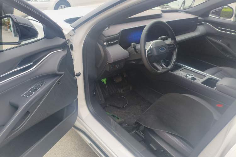 Used Ford Mondeo 2025 2.0T EcoBoost Ultimate Edition