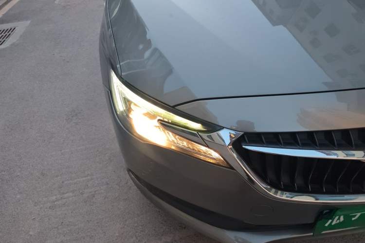 Used Buick GL6 2019 18T 6-Seater Connected Luxury Version China VI Standard