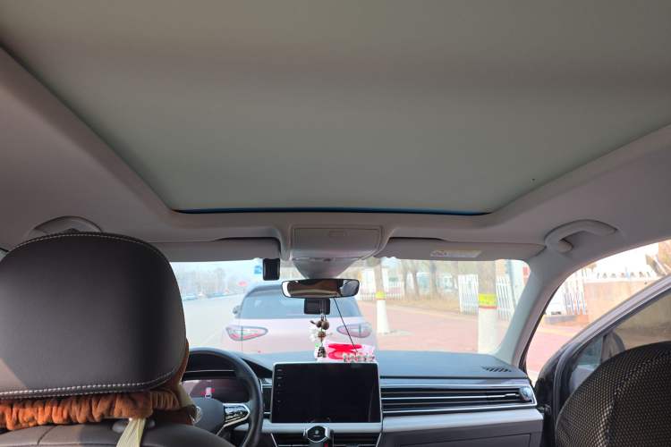 Used Volkswagen Tiguan L 2023 330TSI Automatic Two-Wheel Drive R-Line Enjoyment Edition