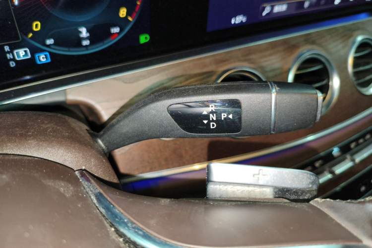 Used Mercedes-Benz E-Class 2021 E 300 L Stylish Model
