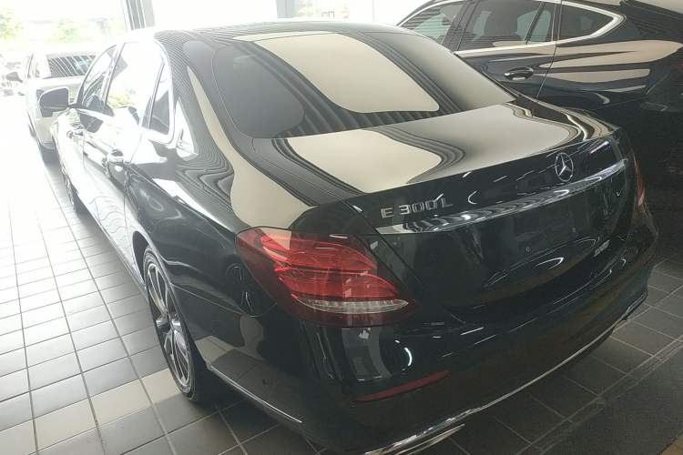 Used Mercedes-Benz E-Class 2020 Facelift E 260 L