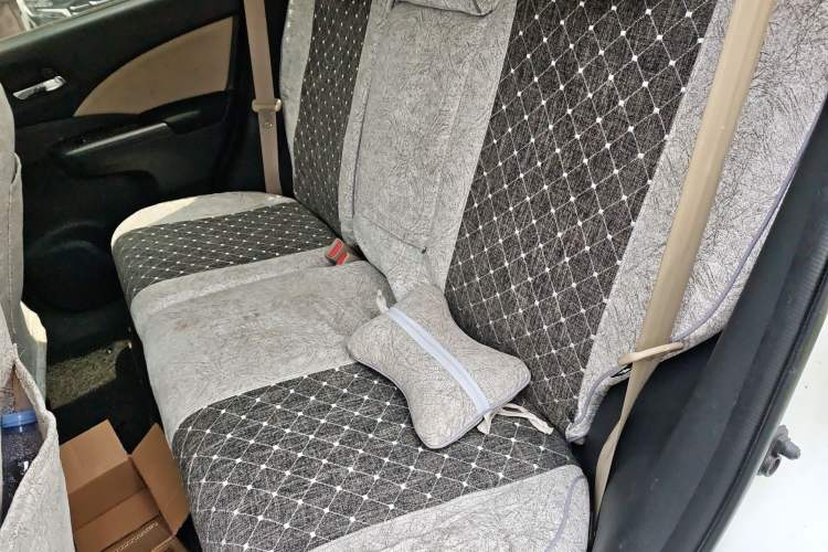 Used Honda CR-V 2016 2.0L Two-Wheel Drive Classic Edition