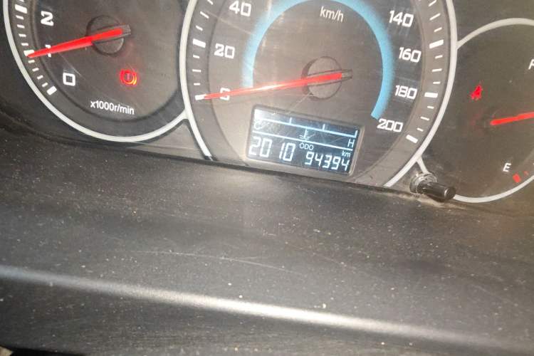 Used Wuling Rongguang V 2018 1.5L Standard Version Odometer Close Up