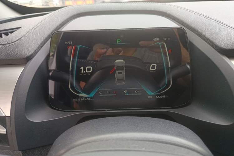 Used BYD Qin Pro 2018 1.5TI Automatic Smart Connect Fendong Model Instrument Cluster