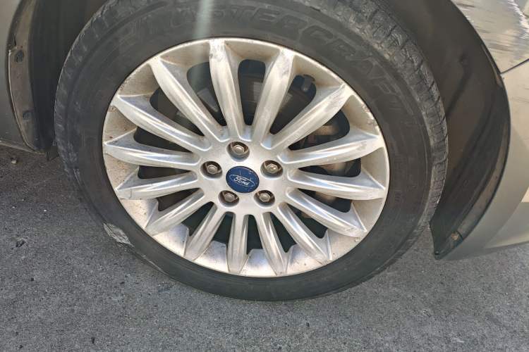 Used Ford Mondeo 2011 2.3L Luxury Model