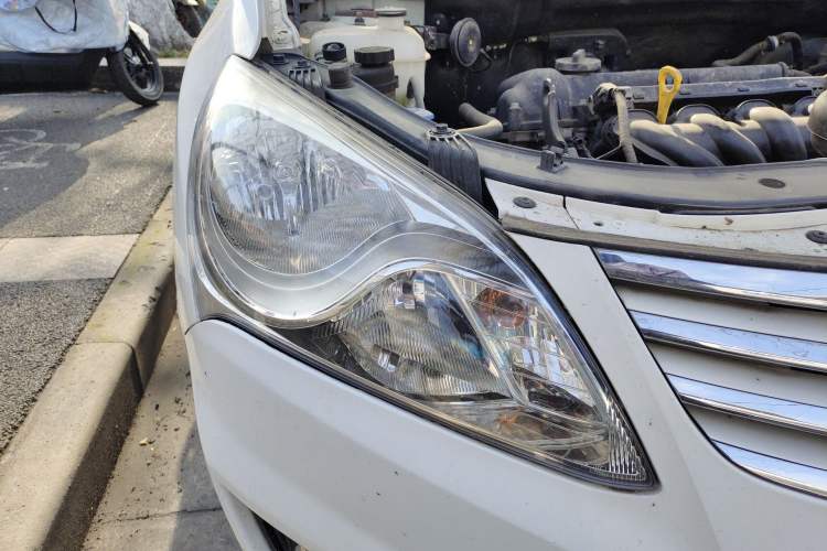 Used Hyundai Celesta 2011 1.6L Manual Luxury Model
