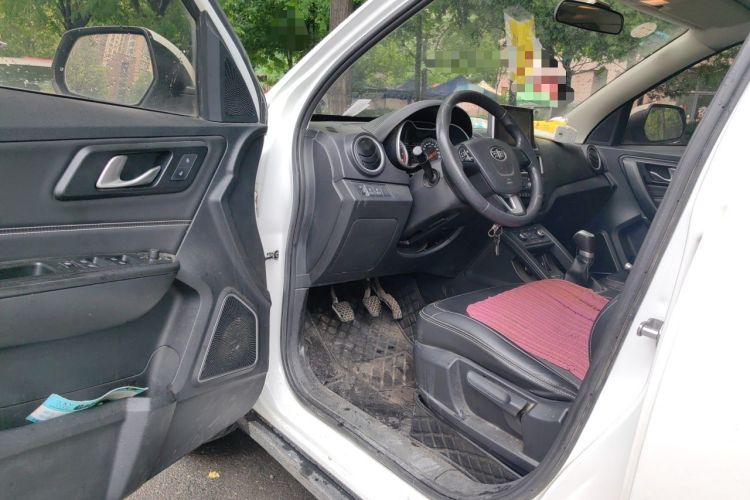Used Bestune X40 2017 1.6L Manual Luxury Edition