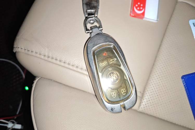 Used Buick GL8 2017 ES 28T Flagship Model China V Standard Vehicle Key