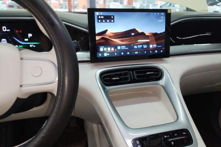 Used Geely Galaxy Geome 2025 310km Youth Edition Audio And AC Panel