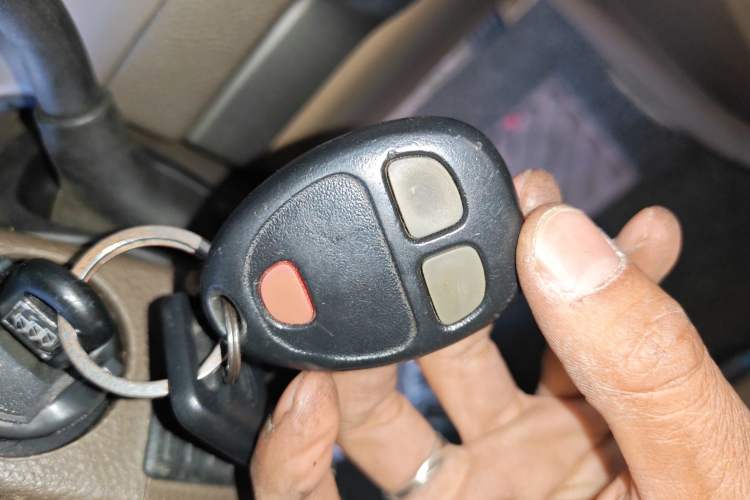 Used Buick GL8 2011 2.4L CT Comfort Edition
