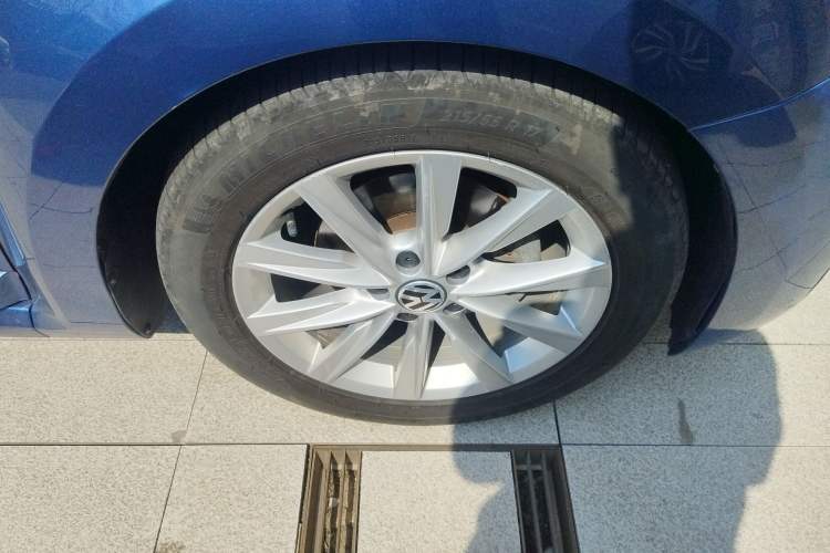 Used Volkswagen Beetle 2017 180TSI Shangle Edition Right Front Wheel Hub