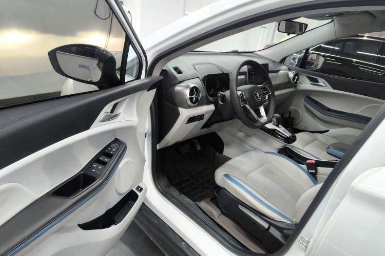 Used BYD Yuan Pro 2023 401 km Deluxe Version
