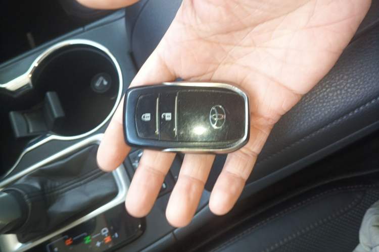 Used Toyota Highlander 2015 2.0T Four-Wheel Drive Luxury Edition 7-Seater