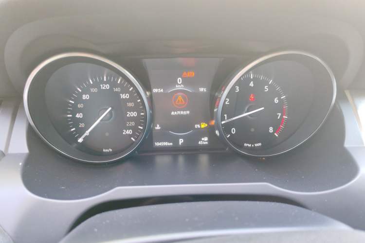 Used Land Rover Range Evoque 2016 2.0T SE Smart Glow Edition Instrument Cluster