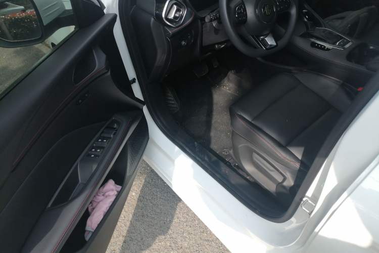 Used MG 5 2025 180 DVVT Global First Edition
