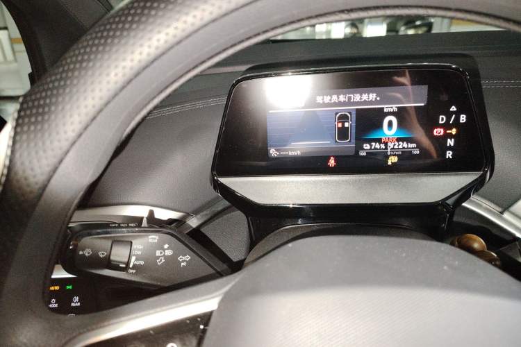 Used Volkswagen ID.4 CROZZ 2025 Pure Edition Instrument Cluster