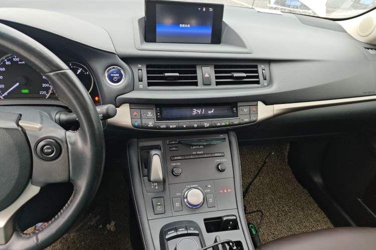 Used Lexus CT 2017 CT200h Comfort Edition Monochrome China VI