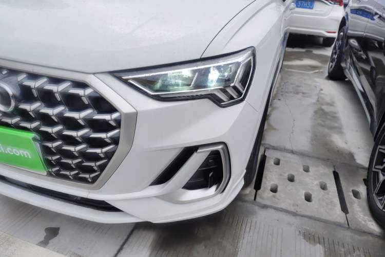 Used Audi Q3 2024 35 TFSI Ambition Dynamic Edition