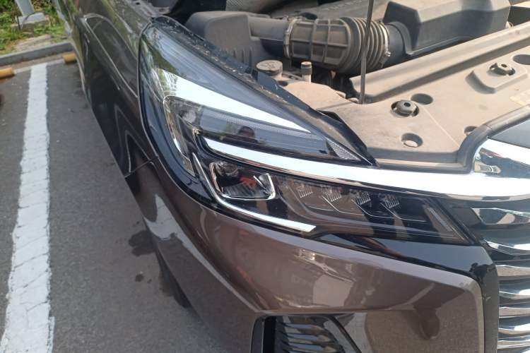 Used Buick GL8 2023 Land Executive Class Smart Enjoyment Model