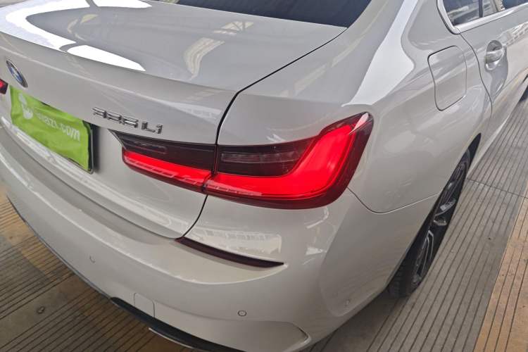 Used BMW 3 Series 2021 Second Facelift 325Li M Sport Package
