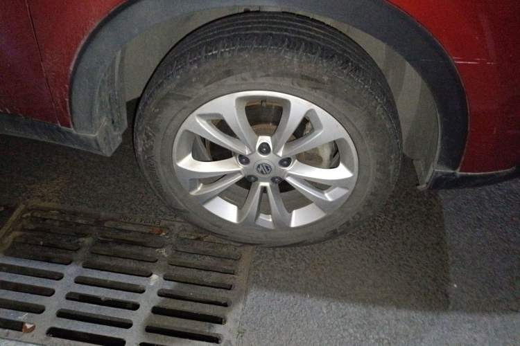 Used MG GS 2017 20T Automatic Luxury Edition Exterior 4