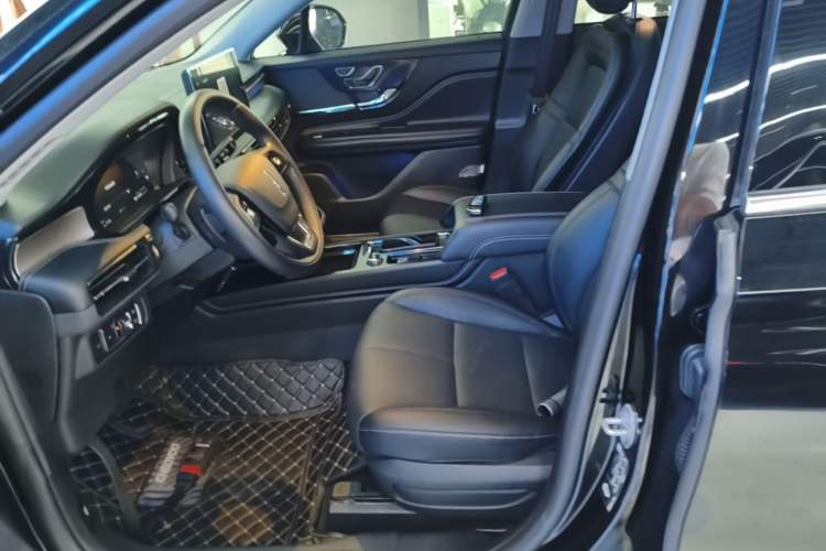 Used Lincoln Corsair 2022 2.0T Two-Wheel Drive Deluxe Edition
