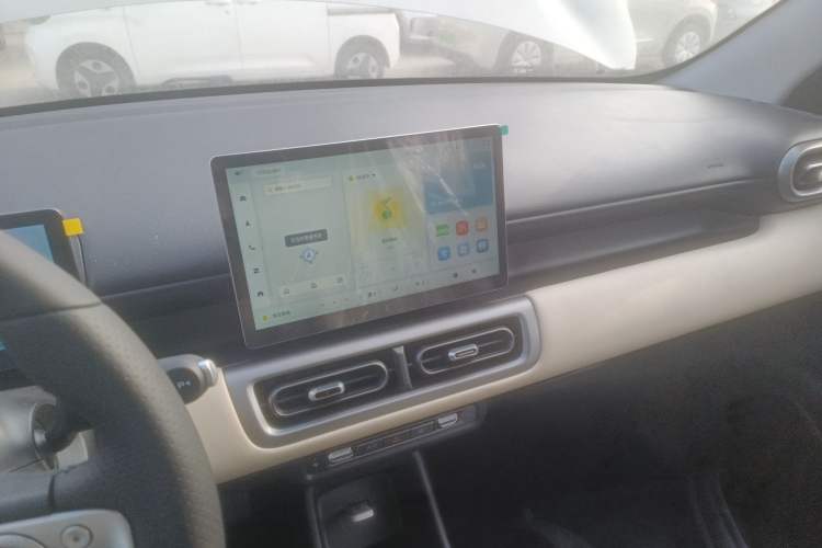 Used Wuling Bingo PLUS 2024 401 km Range 5-Seater Version
