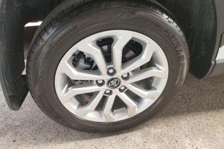 Used Toyota FRONTLANDER 2024 2.0L CVT Elite Plus Edition Right Rear Wheel Hub