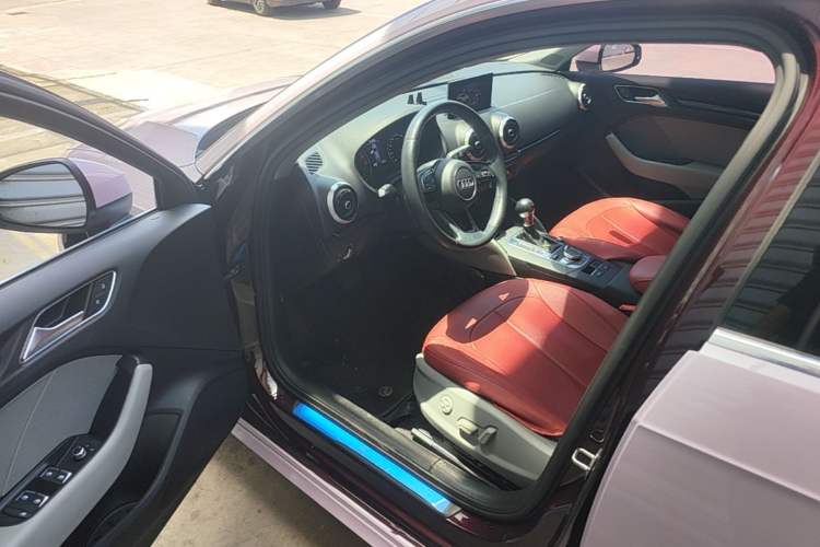Used Audi A3 2019 Sportback 35 TFSI Fashion Edition China VI Emission Standard
