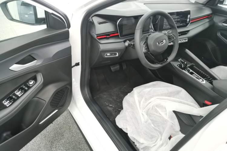 Used Geely Auto Binray 2024 Binrui COOL 1.5T DCT Longteng Edition Driver Seat