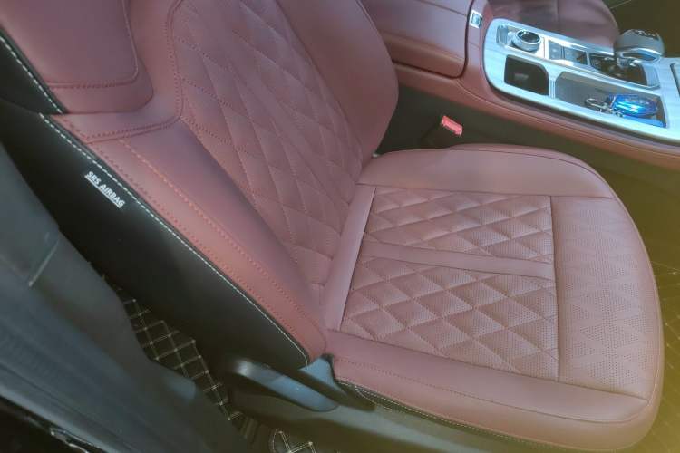 Used JETOUR X70 PLUS 2023 1.5T DCT Brave PLUS 5-Seater
