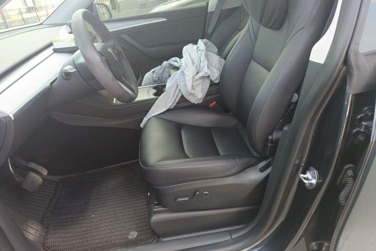 Used Tesla Model Y 2024 Rear-Wheel-Drive Version