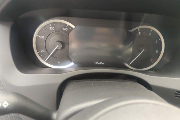 Used Jaguar XEL 2020 2.0T 200PS R-DYNAMIC Youth Sports Edition Odometer Close Up