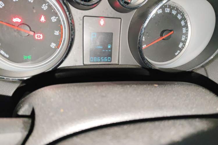 Used Buick Encore 2015 1.4T Automatic Two-Wheel Drive Urban Leading Model
