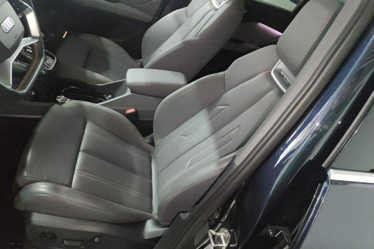 Used Audi Q4 e-tron 2022 50 e-tron quattro Visionary Edition Left Front Seat